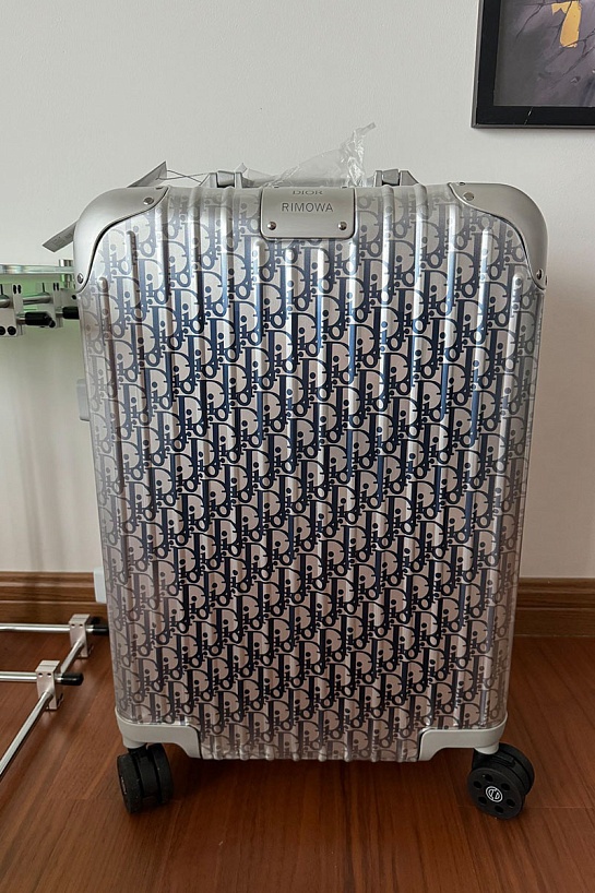 Чемодан Rimowa x Dior Aluminum Gradient S Premium 53x37x22 см
