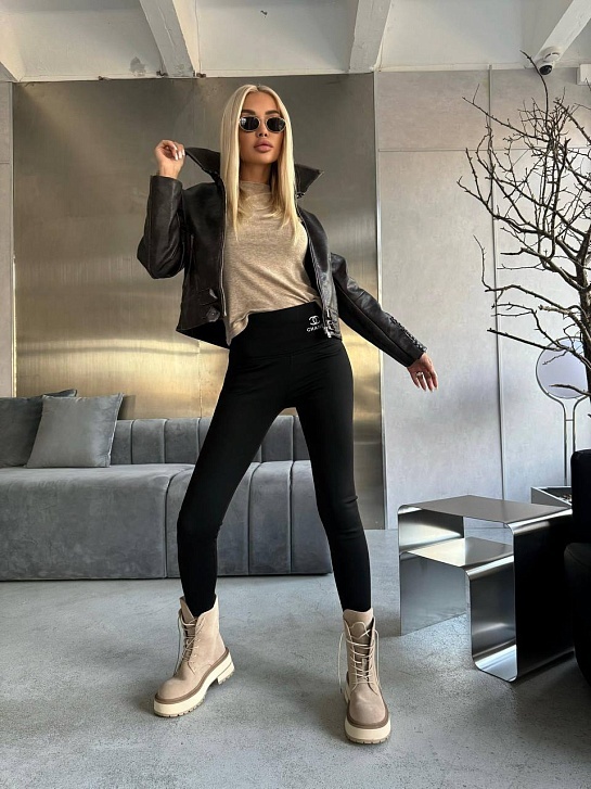 Женские утеплённые леггинсы на флисе Chanel чёрного цвета