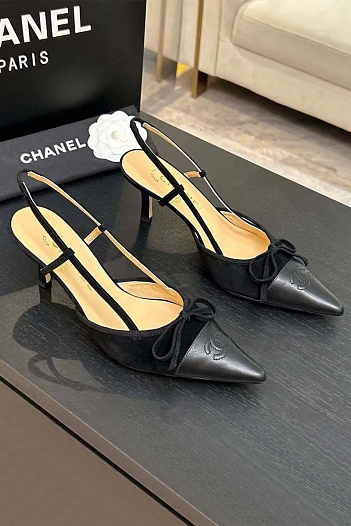 Женские кожаные туфли на каблуке Chanel premium   