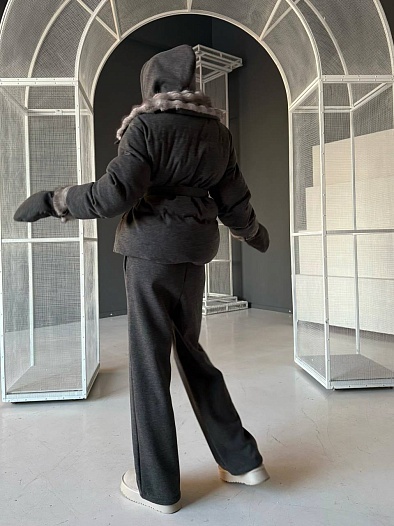 Темно-серый женский костюм тройка на флисе Loro Piana   