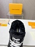Кожаные кроссовки с мехом Louis Vuitton Trainer Premium - Black