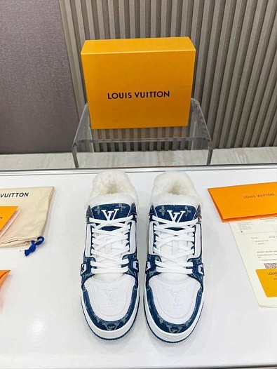 Кожаные кроссовки с мехом Louis Vuitton Trainer Premium - White / Blue   