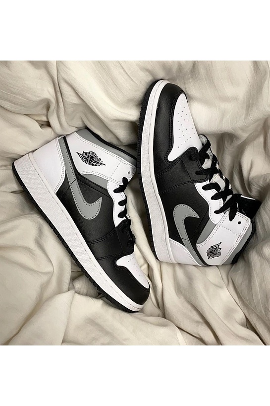 Кроссовки Nike Air Jordan 1 Mid - White / Shadow