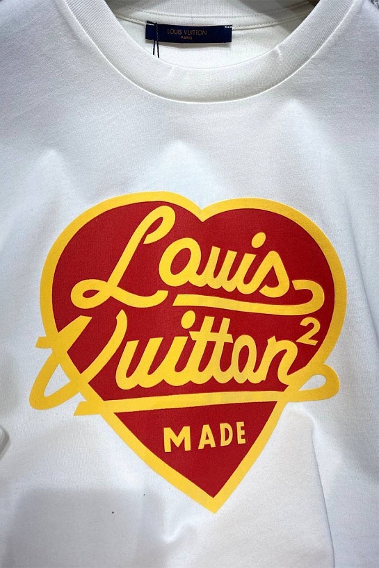 Чёрная оверсайз футболка Louis Vuitton Nigo Heart Logo