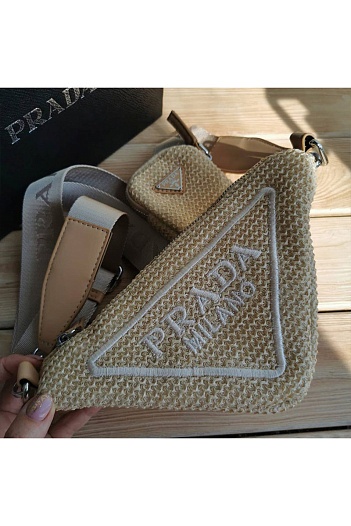 Сумка Prada Triangle Raffia 10.5x26x14 см   