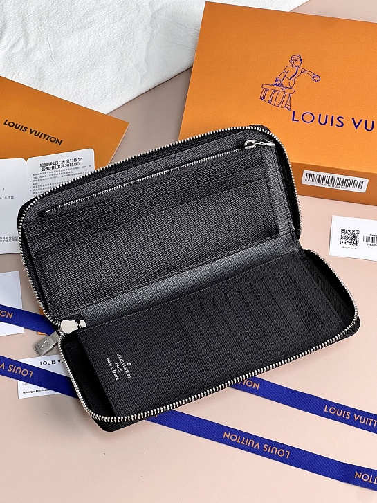 Кожаное портмоне Louis Vuitton Premium 20x10x2 см