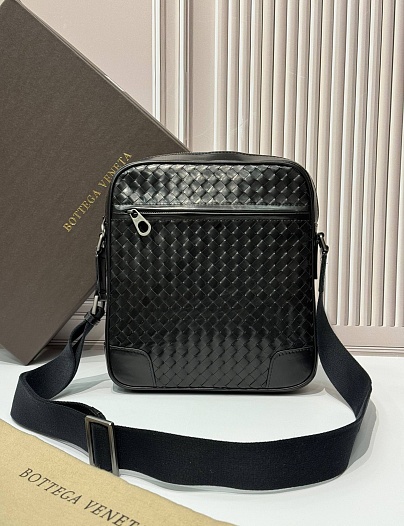 Кожаная сумка Bottega Veneta Intreccio premium 27x24x7 см   