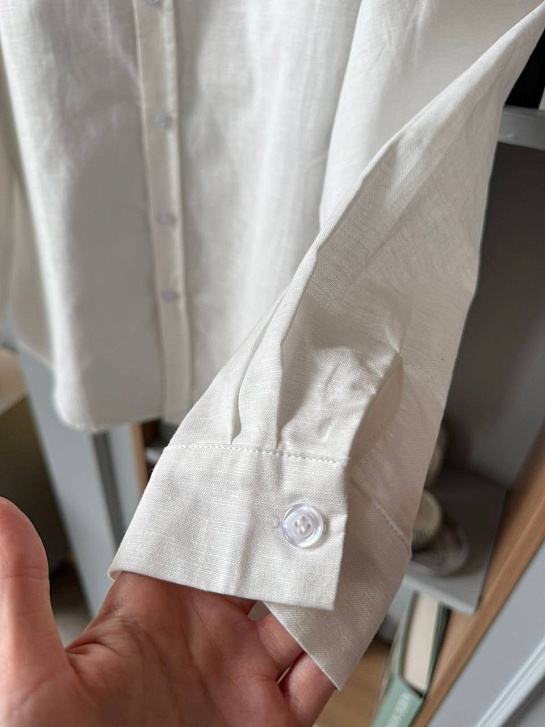 Женская рубашка белого цвета Alo