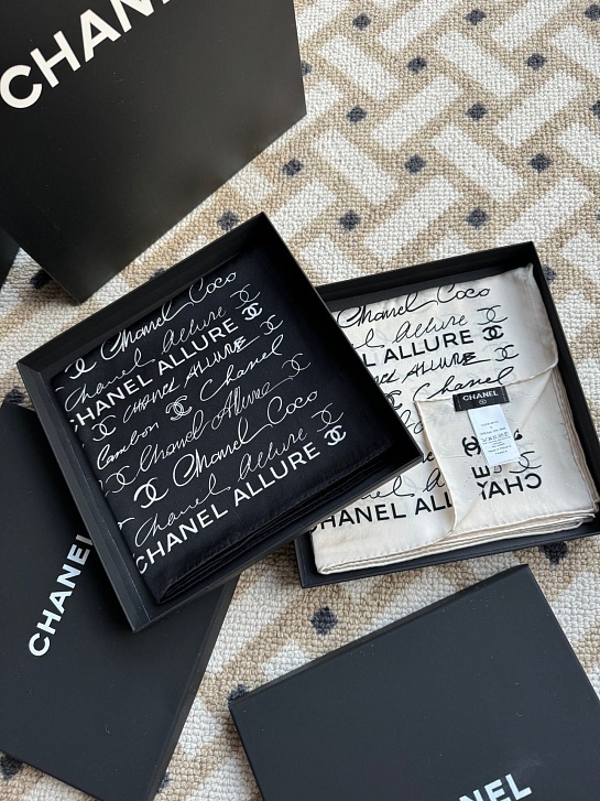 Платок Chanel Allure premium 87x87 см