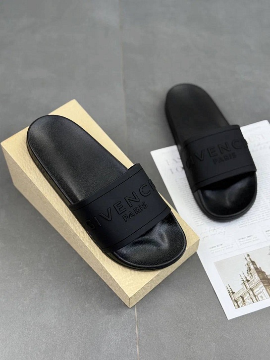 Мужские шлёпанцы Givenchy Paris
