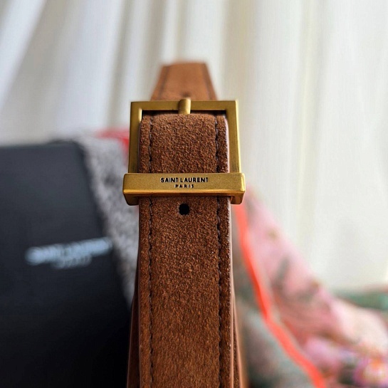 Женская замшевая сумка Yves Saint Laurent 25x13 см