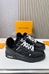 Кожаные кроссовки с мехом Louis Vuitton Trainer Premium - Black
