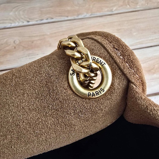 Замшевая сумка Yves Saint Laurent 28x19 см