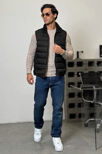 Мужской чёрный жилет Hugo Boss   