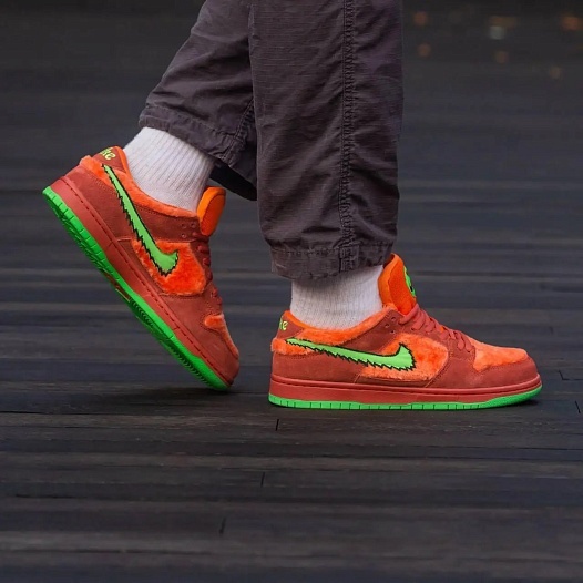 Кроссовки Grateful Dead x Nike SB Dunk Low "Orange Bear"   