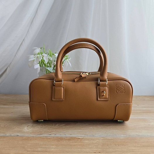 Кожаная сумка Loewe Amazona 24.5x13 см   