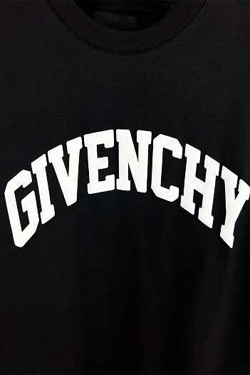 Оверсайз футболка Givenchy чёрного цвета   