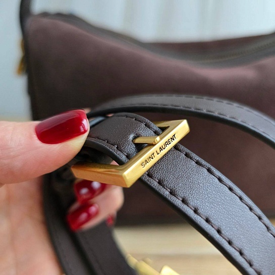 Замшевая сумка Yves Saint Laurent 29x18 см