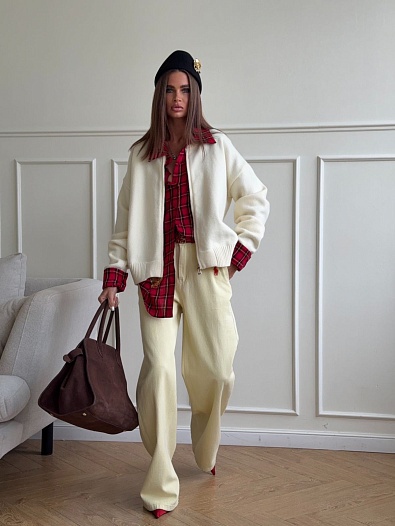 Женская кофта с шапкой Ganni бежевого цвета   