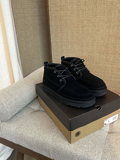 Ботинки с мехом UGG Neumel Moc - Black   