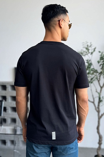 Чёрная мужская футболка Emporio Armani 7   