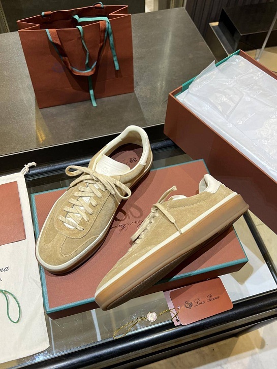 Женские замшевые кроссовки Loro Piana Premium - Beige