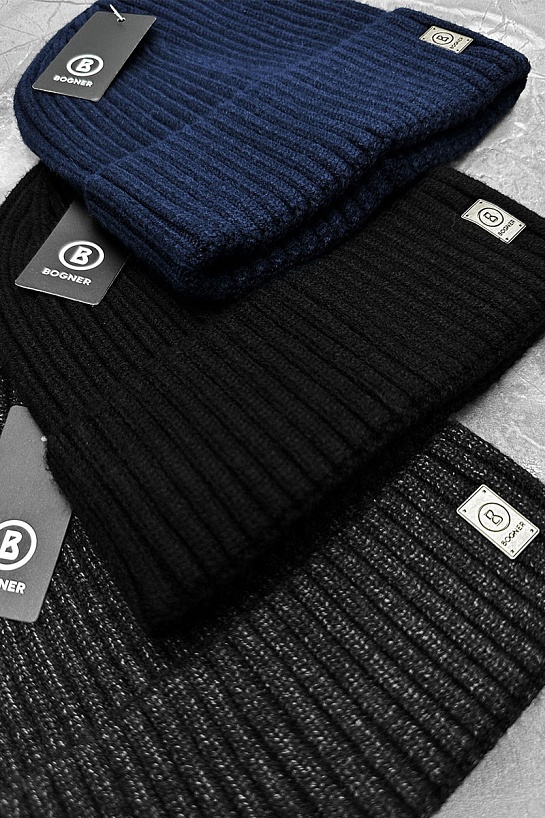 Шапка чёрного цвета Bogner