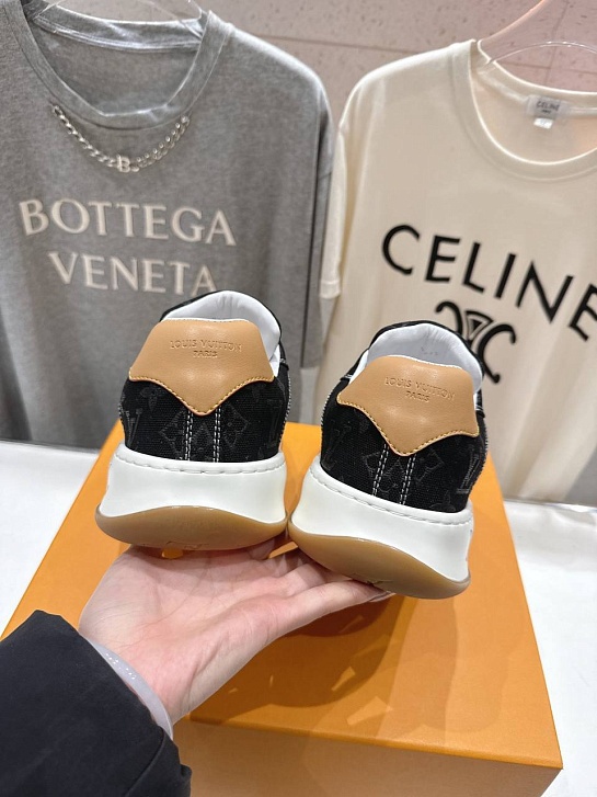 Женские кроссовки Louis Vuitton Tilted premium