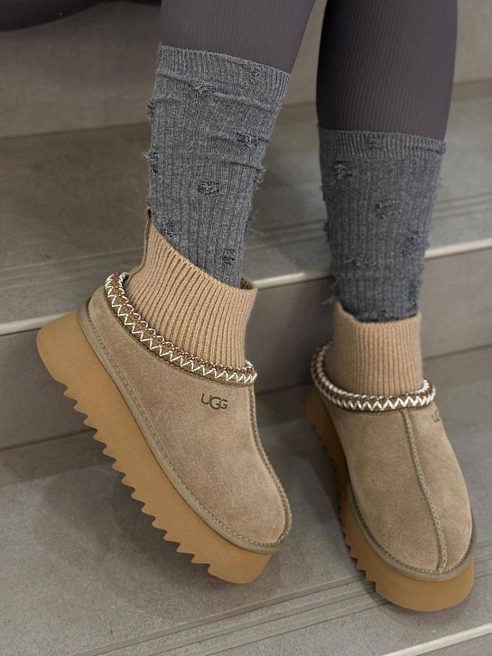 Женские ботинки UGG Classic Mini Cresent - Brown