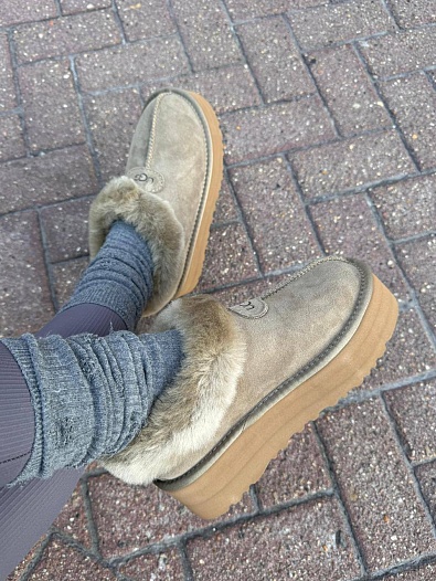 Женские ботинки с мехом UGG Mate Revival - Grey   