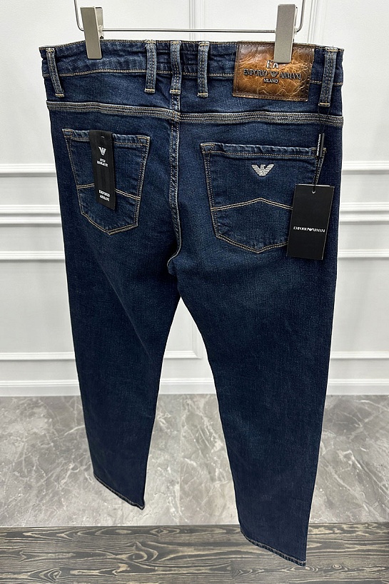 Джинсы тёмно-синего цвета Emporio Armani regular fit