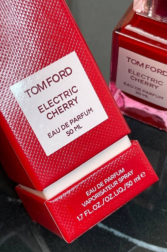 Парфюмерная вода Tom Ford Electric Cherry (50 мл)