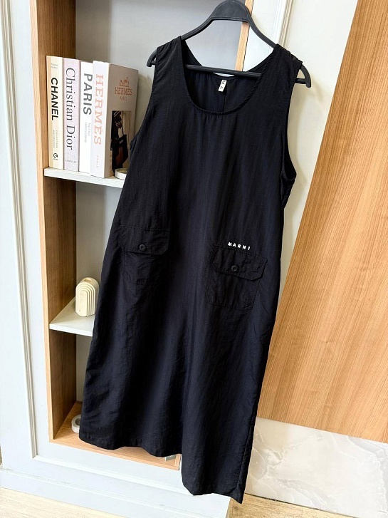 Женское чёрное платье Marni