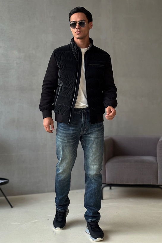 Чёрная куртка с вязаными рукавами Armani