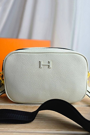 Женская белая сумка Hermes 20x15 см   