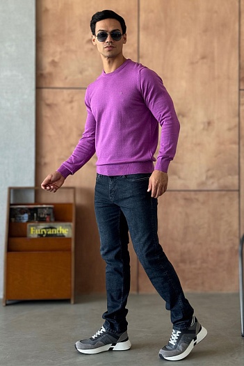 Мужская кофта Tommy Hilfiger фиолетового цвета logo-embroidered   