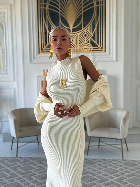 Женское трикотажное платье двойка Schiaparelli белого цвета