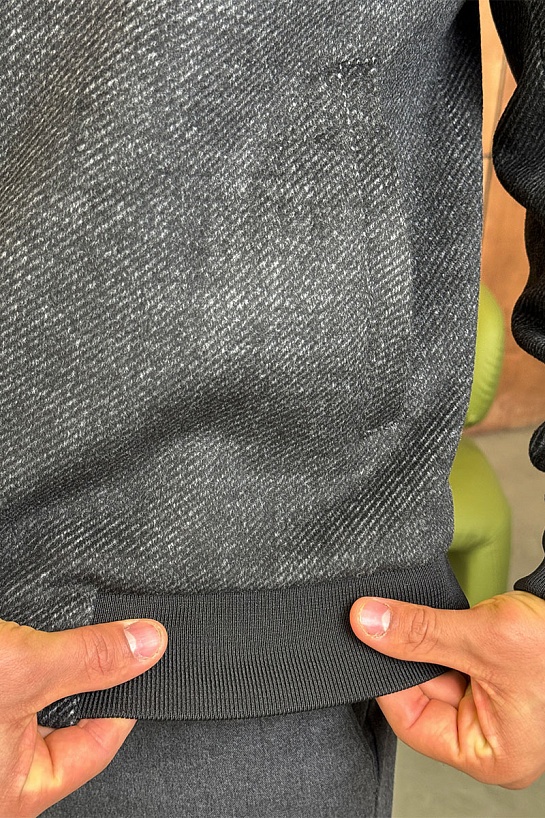 Мужской бомбер Hugo Boss чёрного цвета