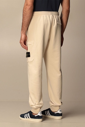 Мужские штаны бежевого цвета Stone Island compass-patch   