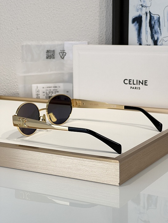 Солнцезащитные очки Celine Triomphe