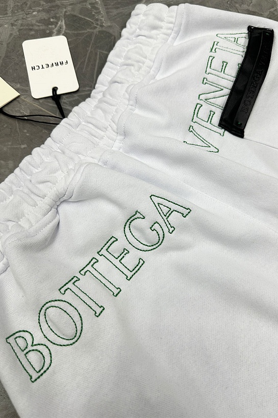 Мужские белые шорты Bottega Veneta