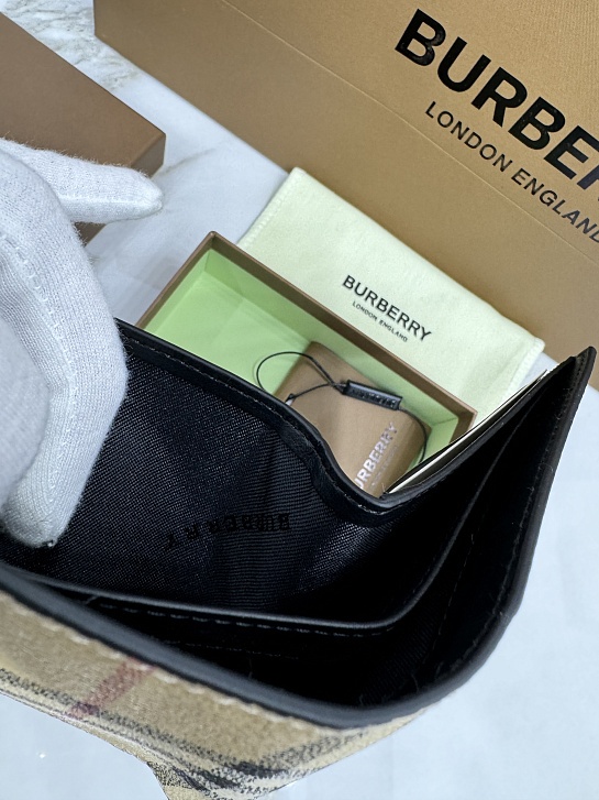 Кожаный кошелёк Burberry Premium 11x10 см