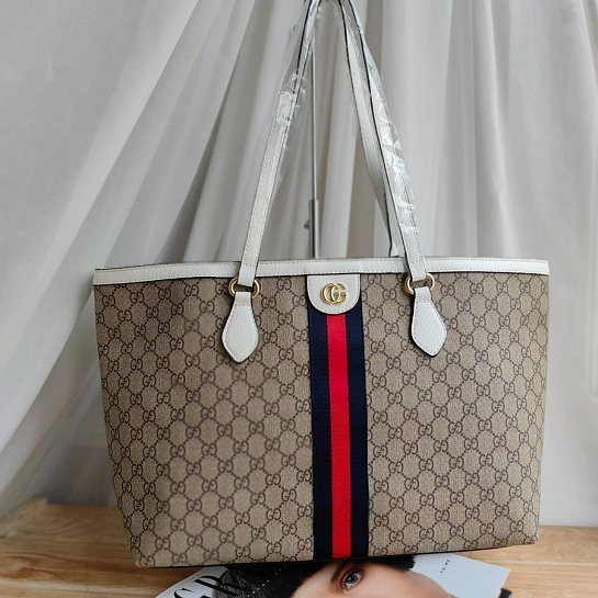 Женская сумка Gucci Ophidia GG Medium Tote 38x28 см