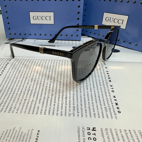 Солнцезащитные очки Gucci GG logo
