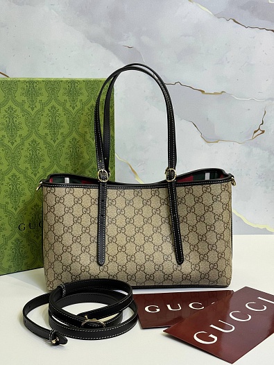 Кожаная сумка Gucci GG Emblem premium 30x19x11 см   