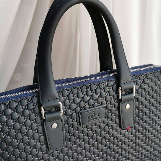 Кожаная сумка Gucci GG Supreme briefcase 38х28 см