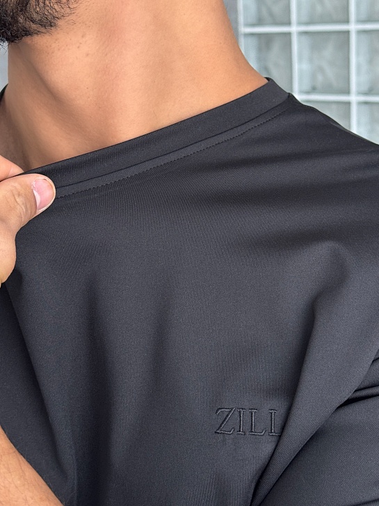 Мужская чёрная футболка Zilli
