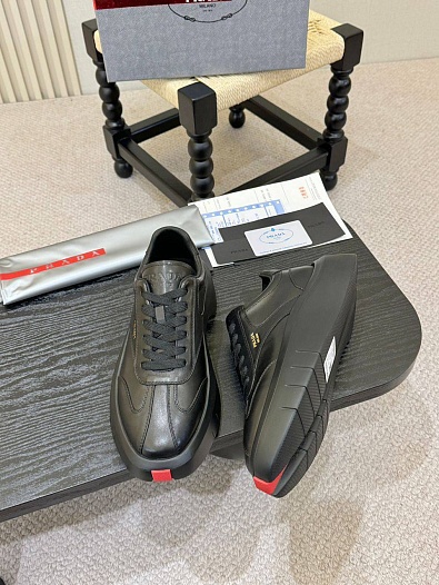 Мужские кожаные кроссовки Prada   