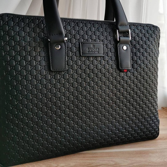 Кожаная сумка Gucci GG Supreme briefcase 38х28 см
