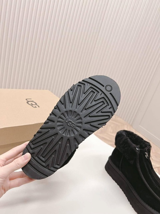 Женские замшевые ботинки с мехом UGG Funkette - Black